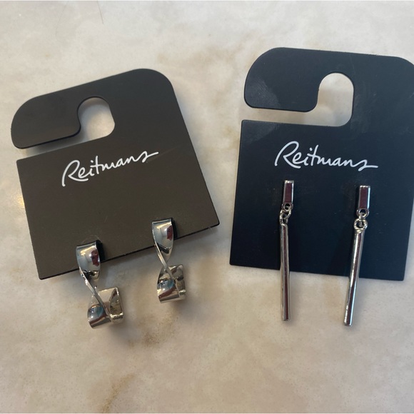 NWT 2 Pairs of Reitmans Earrings - Picture 1 of 2